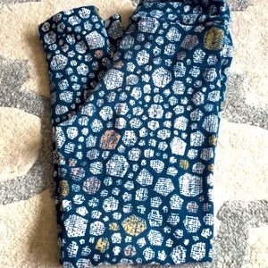 S/M LuLaRoe Kid leggings